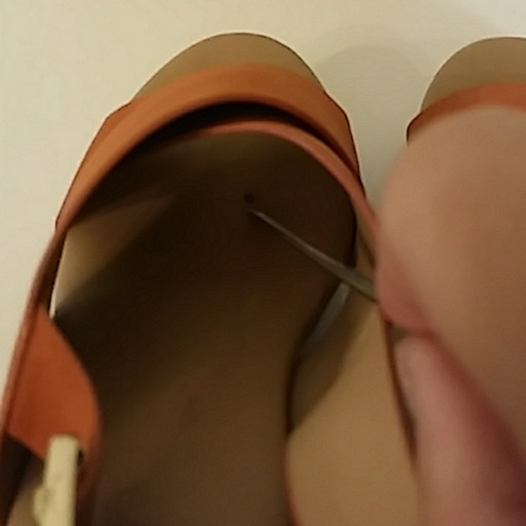 Parker & Sky Strappy Orange Buckle Slip on Sandals - Picture 6 of 8